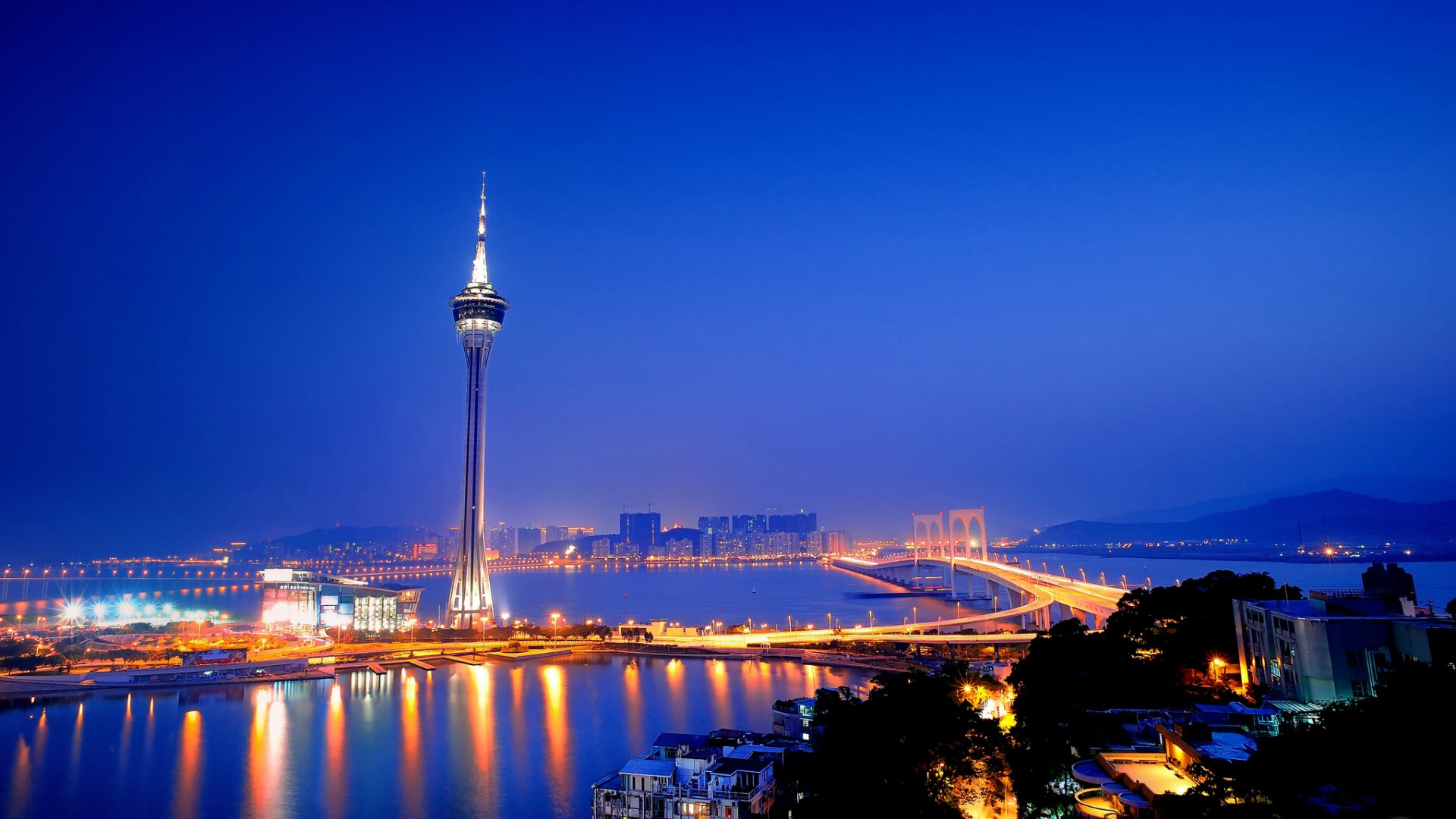 【政府补贴】澳门皇庭海景假日酒店、纯玩二天半自由行339元